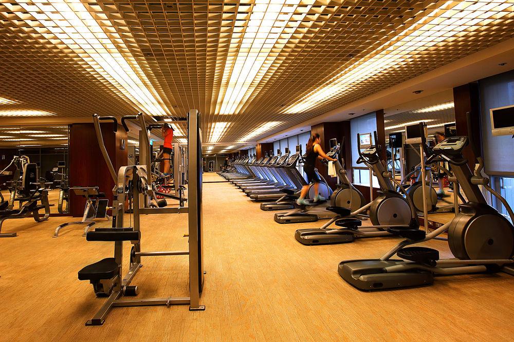 Windsor Hotel Taichung Extérieur photo A gym in a hotel