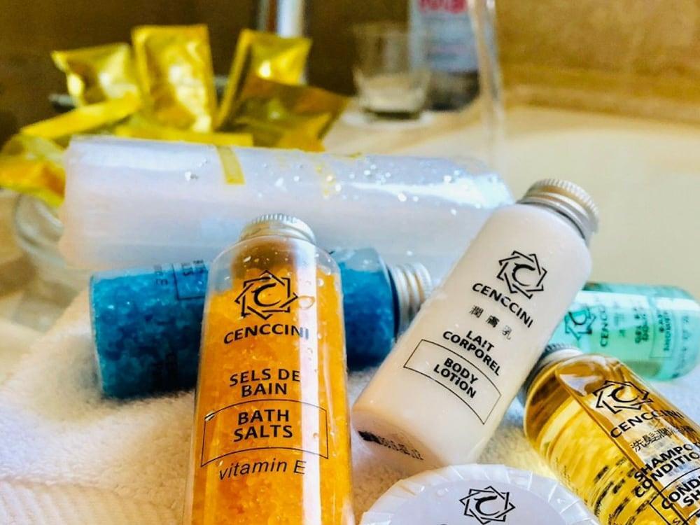 Windsor Hotel Taichung Extérieur photo Cencchini products