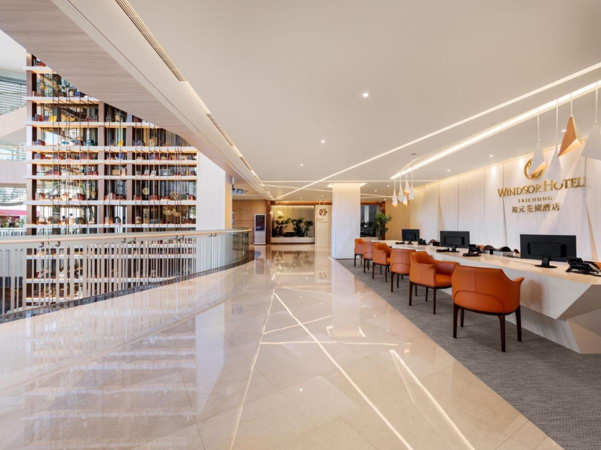 Windsor Hotel Taichung Extérieur photo Business Center