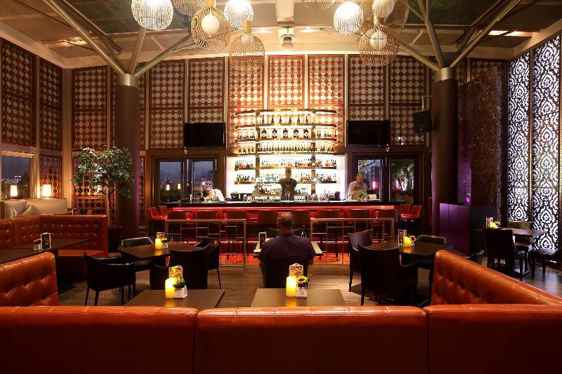 Windsor Hotel Taichung Extérieur photo The bar at the Mandarin Oriental, Bangkok